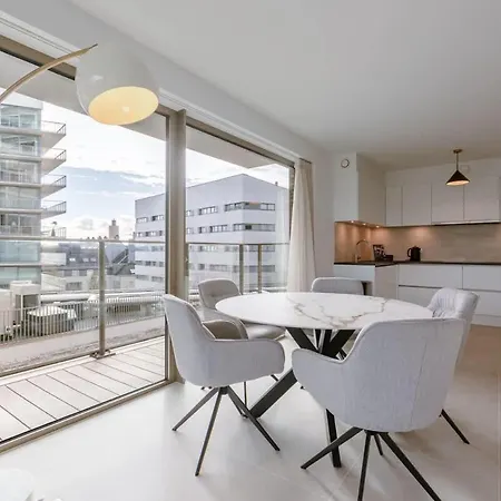 Stylish Family-friendly Retreat, Close To Harbor And Free Parking