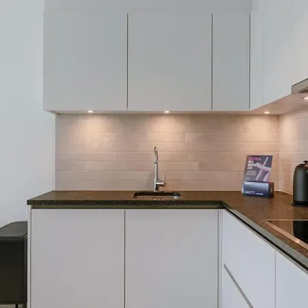 Stylish Family-friendly Retreat, Close To Harbor And Free Parking