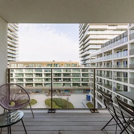 Stylish Family-friendly Retreat, Close To Harbor And Free Parking