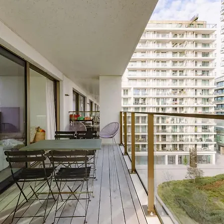 Apartment Stylish Family-friendly Retreat, Close To Harbor And Free Parking *