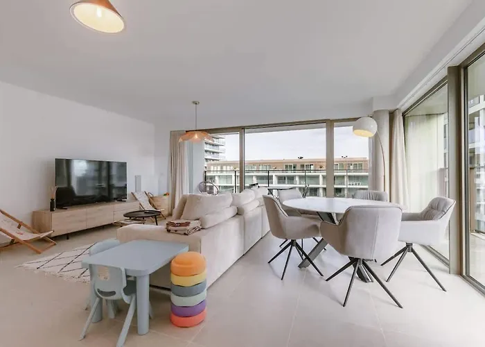 Apartment Stylish Family-friendly Retreat, Close To Harbor And Free Parking *