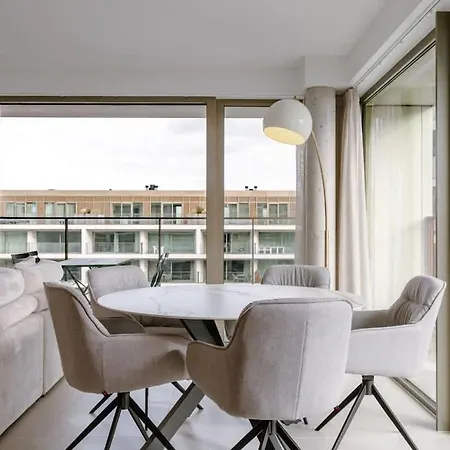 Stylish Family-friendly Retreat, Close To Harbor And Free Parking Appartement *
